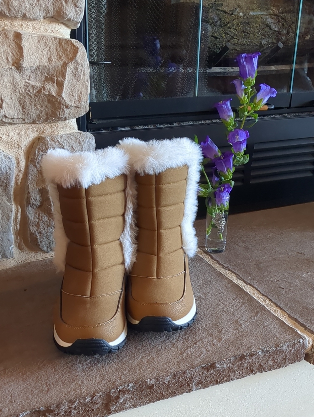 Lands' End Women's Expedition Faux Fur Tan Size 9 Puffer Snow Boots